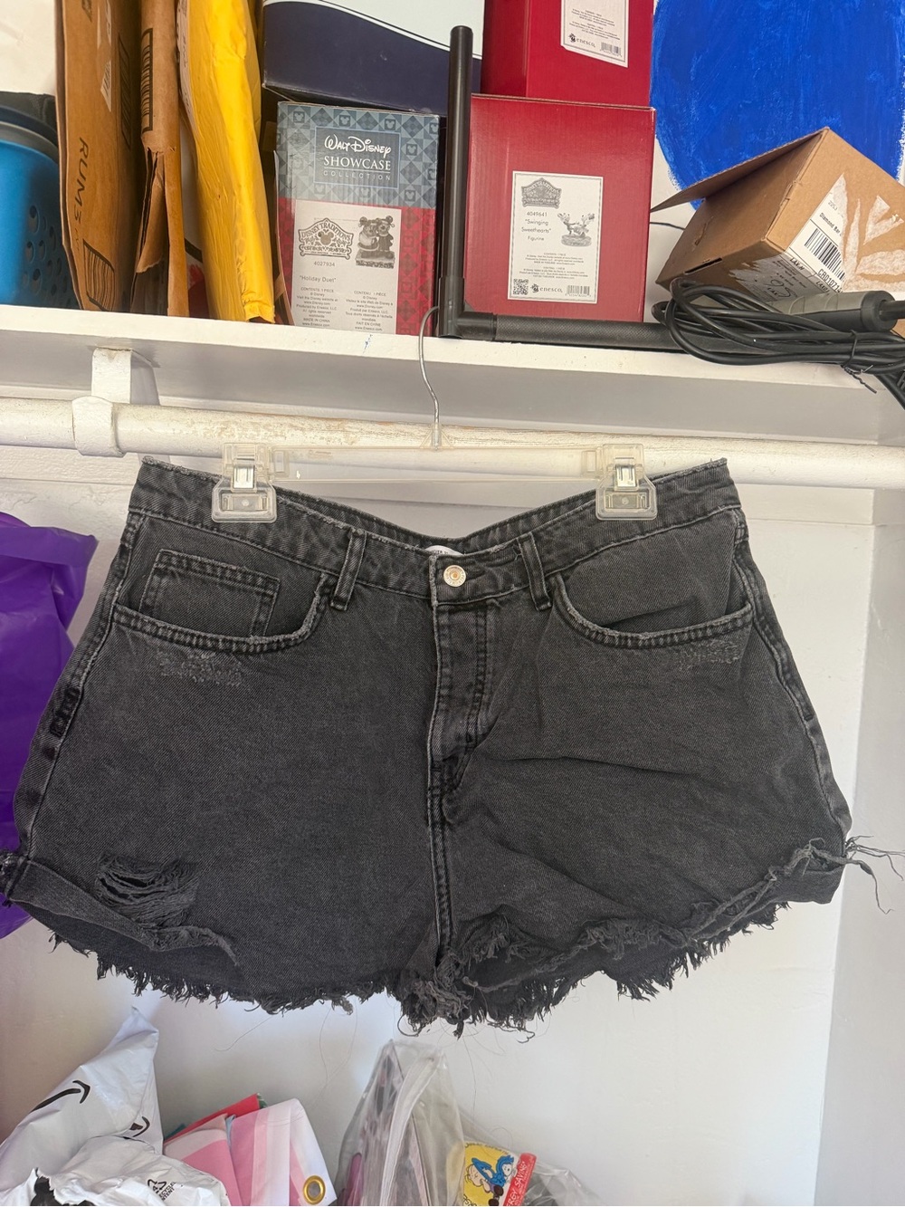 Vintage-Inspired Black Denim Women’s Shorts